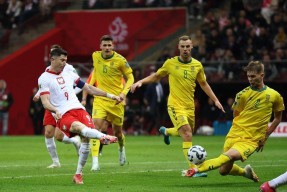 关于莱万多夫斯基重要时刻重要助攻，老鹰带队取胜！的信息