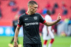 关于西亚卡姆新星突破纪录表现惊艳，拜仁未来可期！的信息